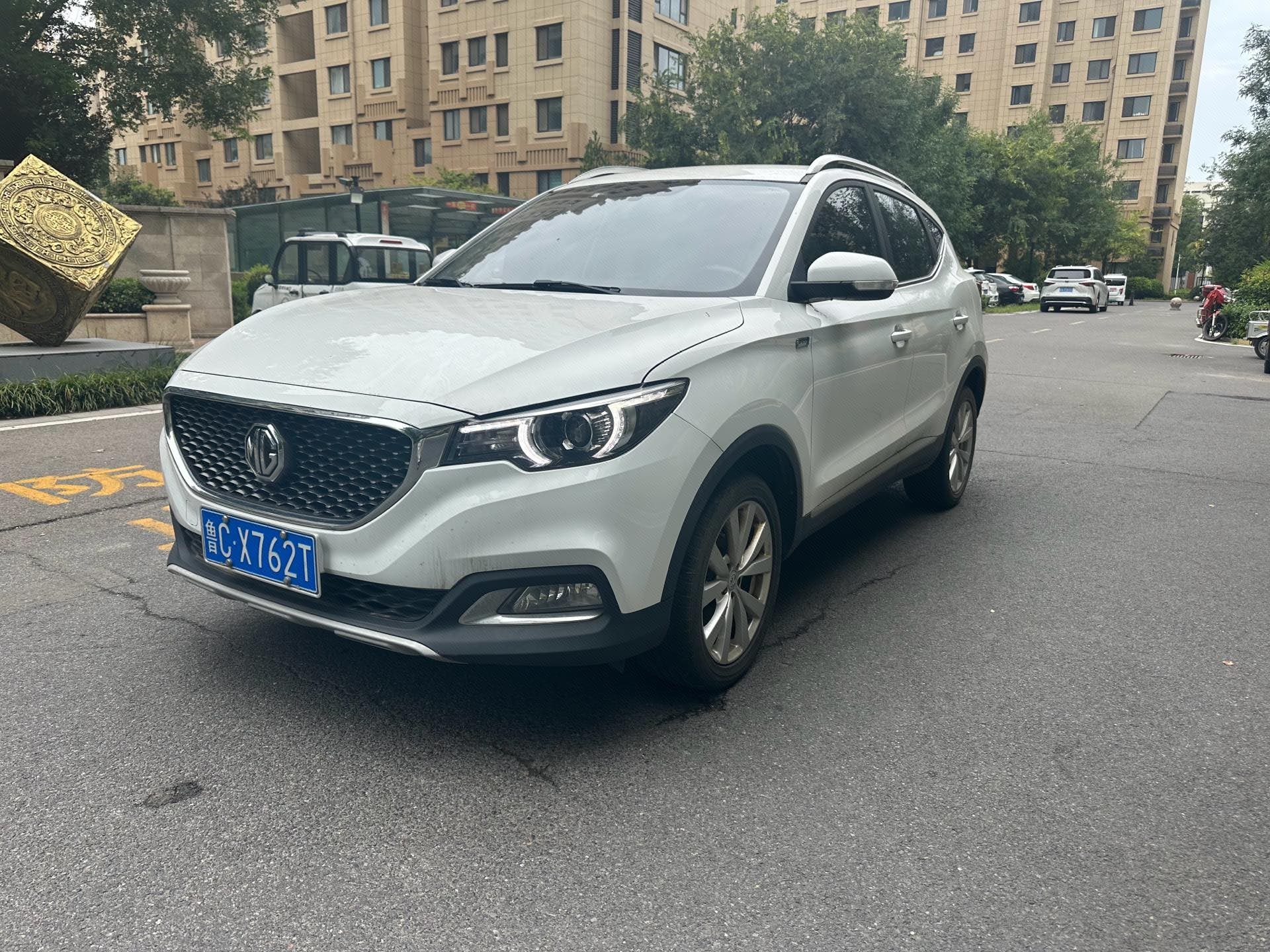 MG ZS 2017 MG ZS 2017 car image