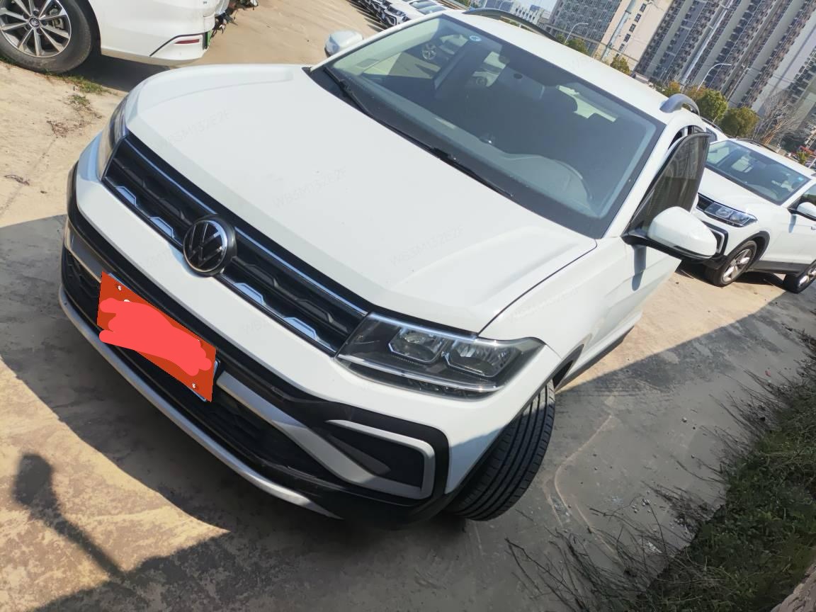 Volkswagen T-Cross 2024 car image 