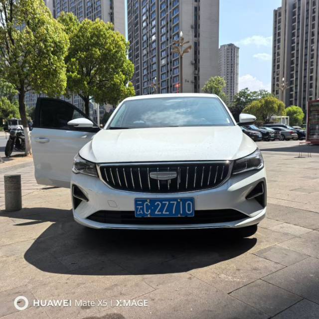 GEELY Emgrand 2025 imagem de carro #4