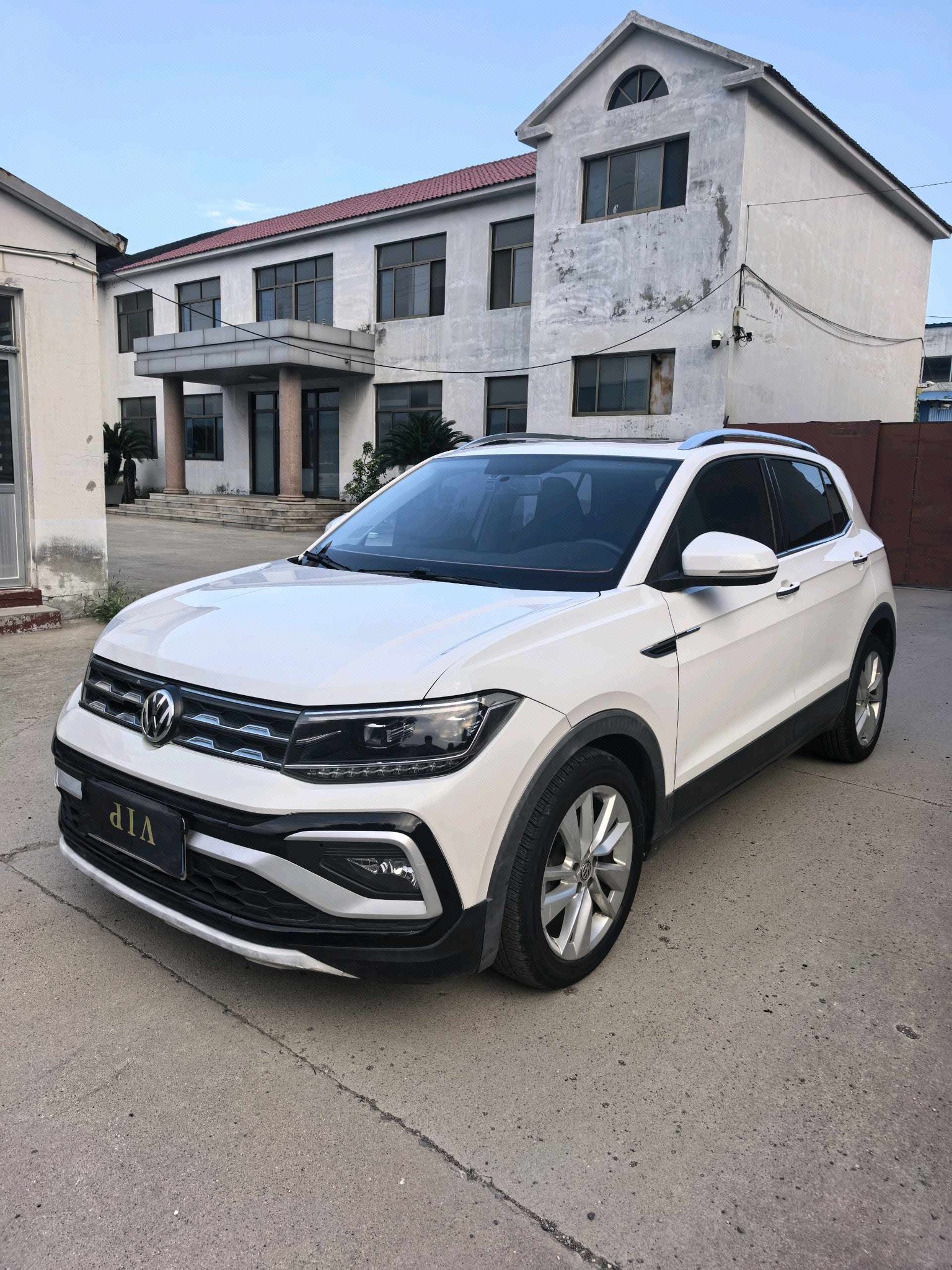 Volkswagen T-Cross 2019 Volkswagen T-Cross 2019 car image