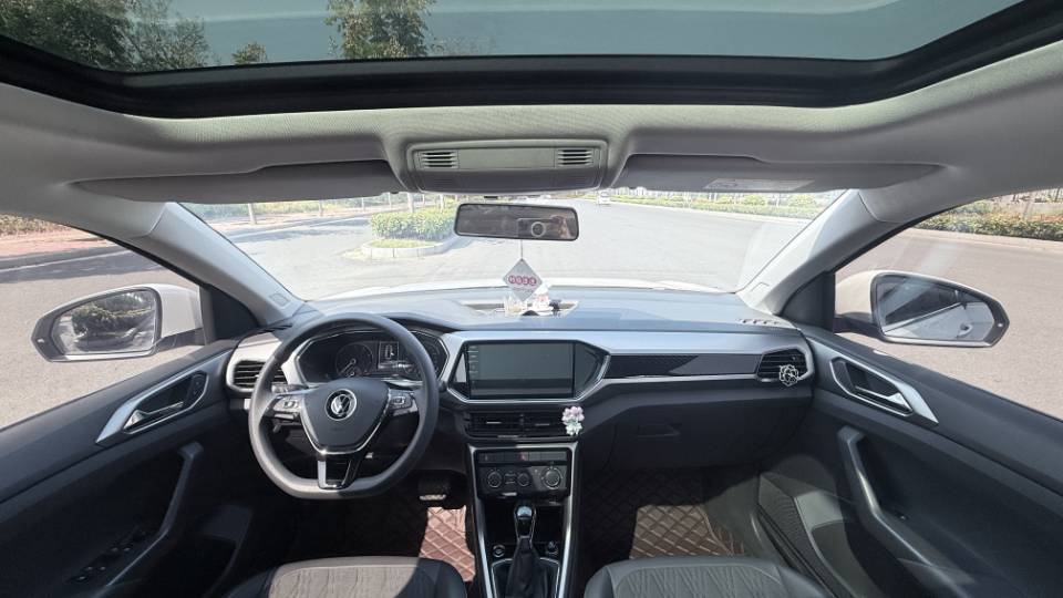 Volkswagen T-Cross 2021 #6 Volkswagen T-Cross 2021 car image #6