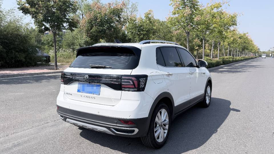 Volkswagen T-Cross 2021 #9 Volkswagen T-Cross 2021 car image #9