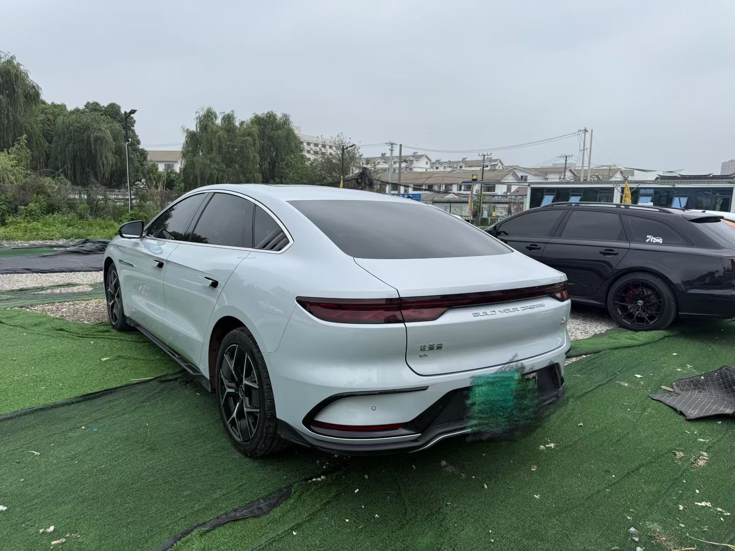 BYD Han 2024 immagine di auto #3