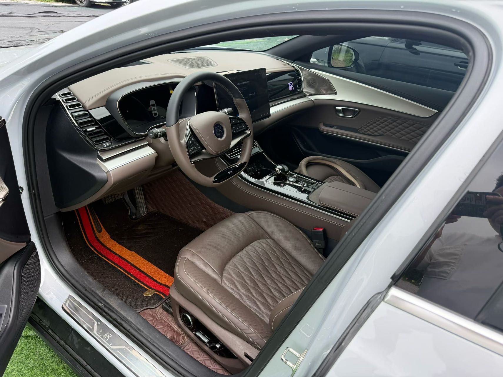 BYD Han 2024 immagine di auto #4