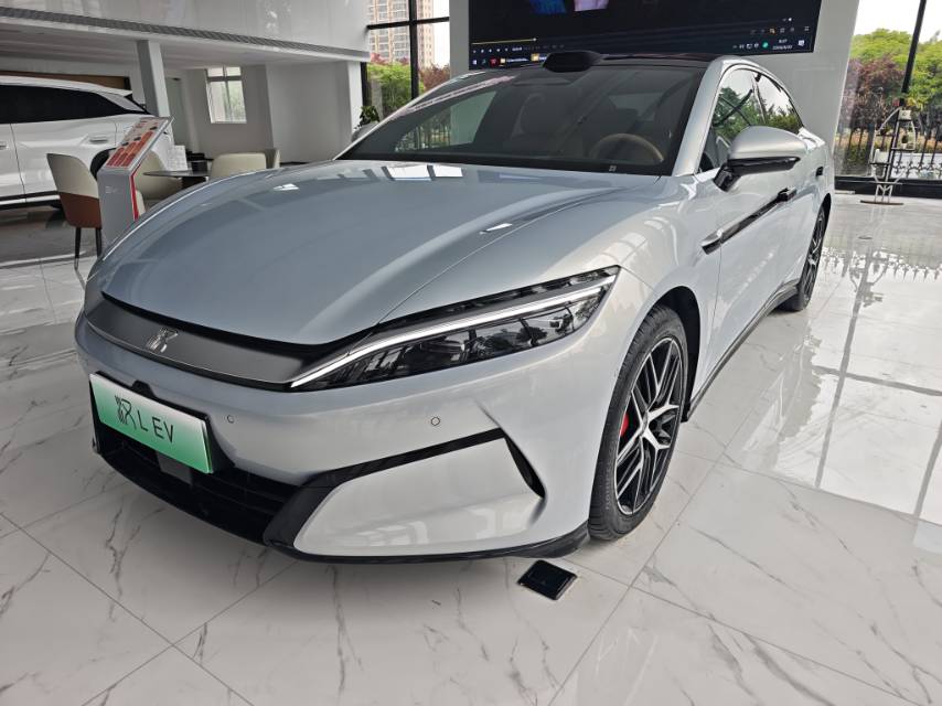 BYD HanL 2025 car image 