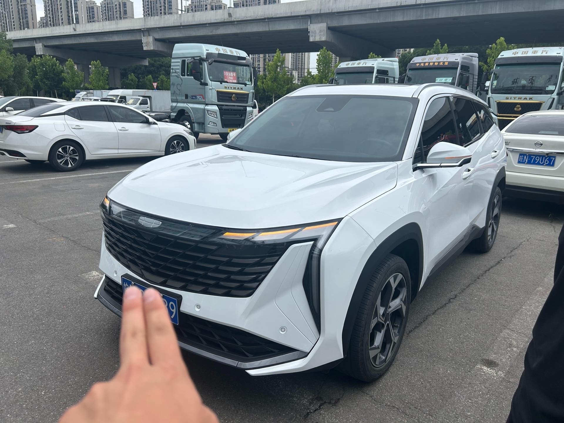 GEELY Boyue L 2024 GEELY Boyue L 2024 car image