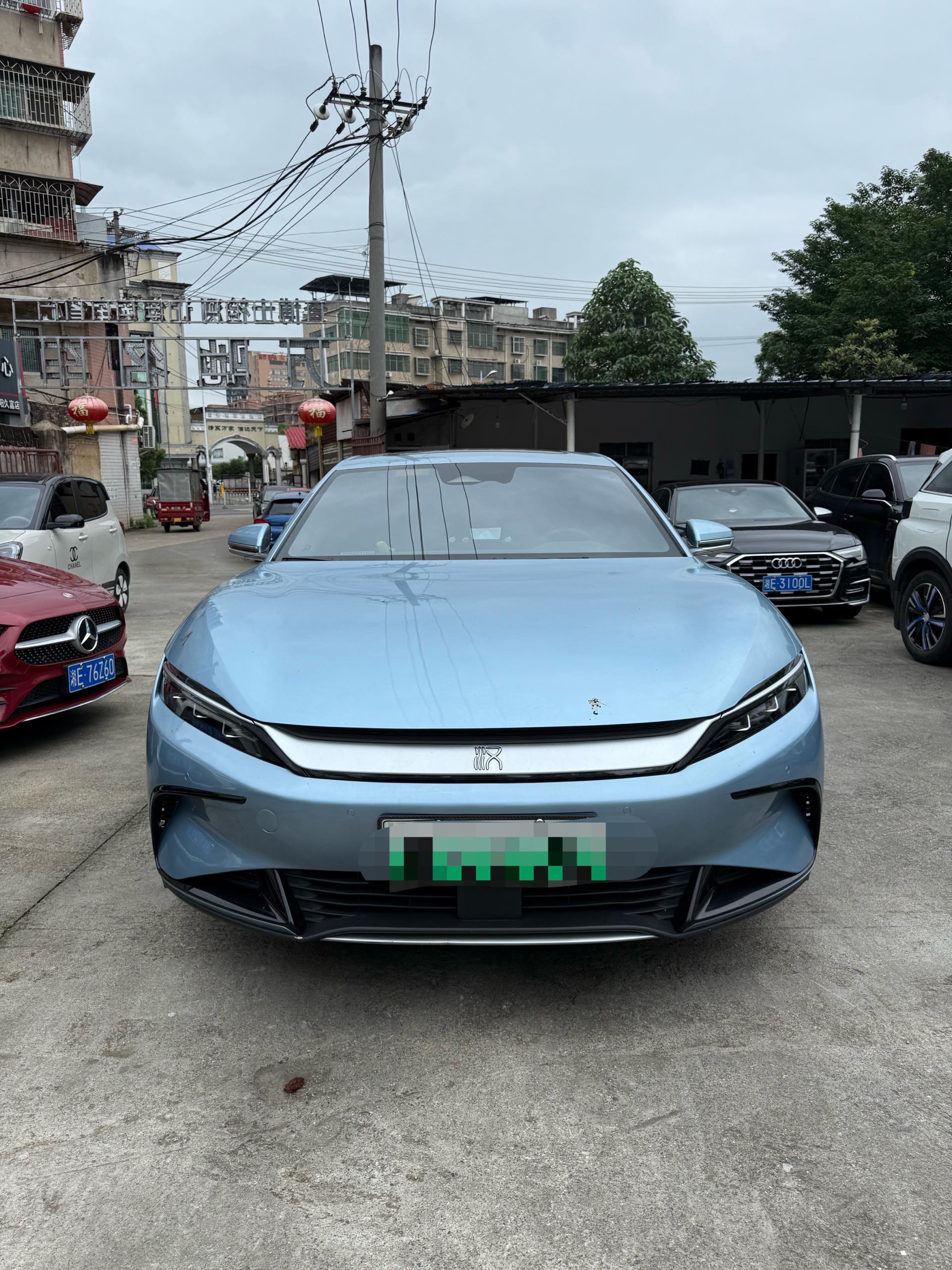 BYD Han 2023 car image #2