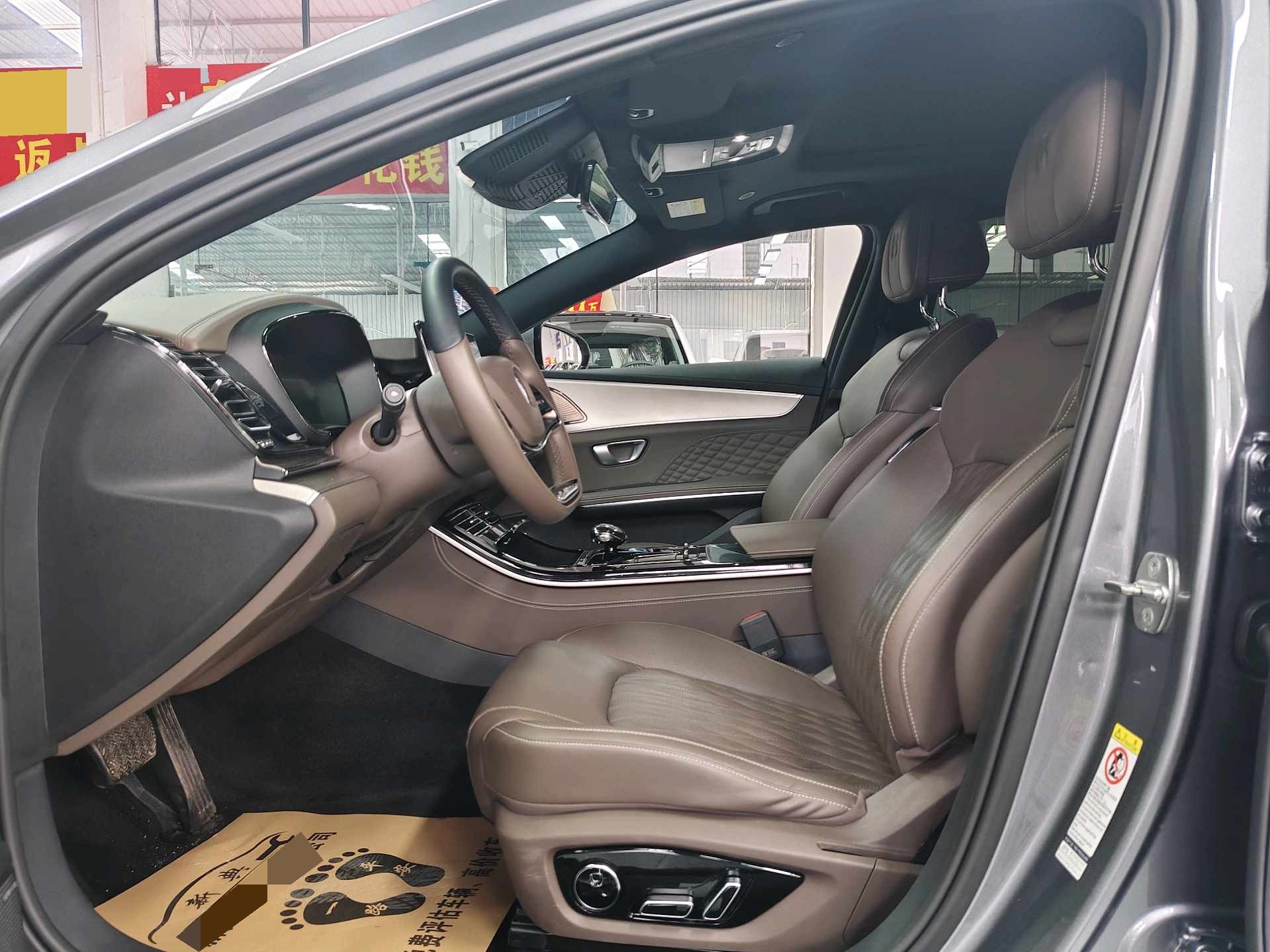 BYD Han 2023 #4 BYD Han 2023 car image #4