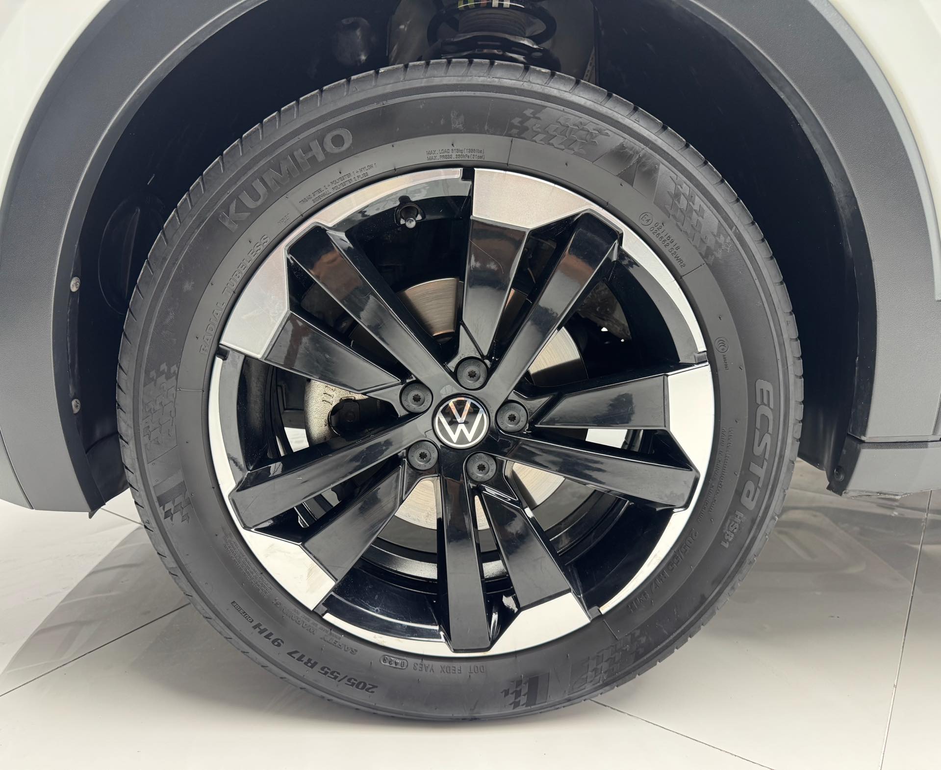 Volkswagen Tacqua 2023 #12 Volkswagen Tacqua 2023 صورة سيارة #12