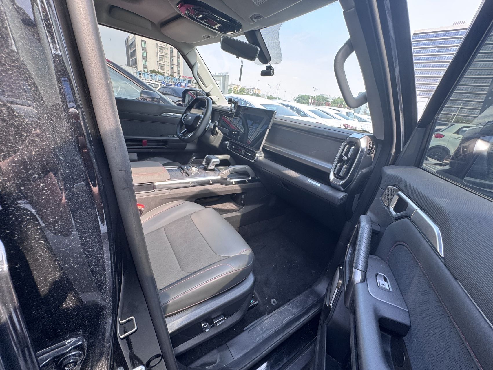 Jetour Traveller 2023 car image #5