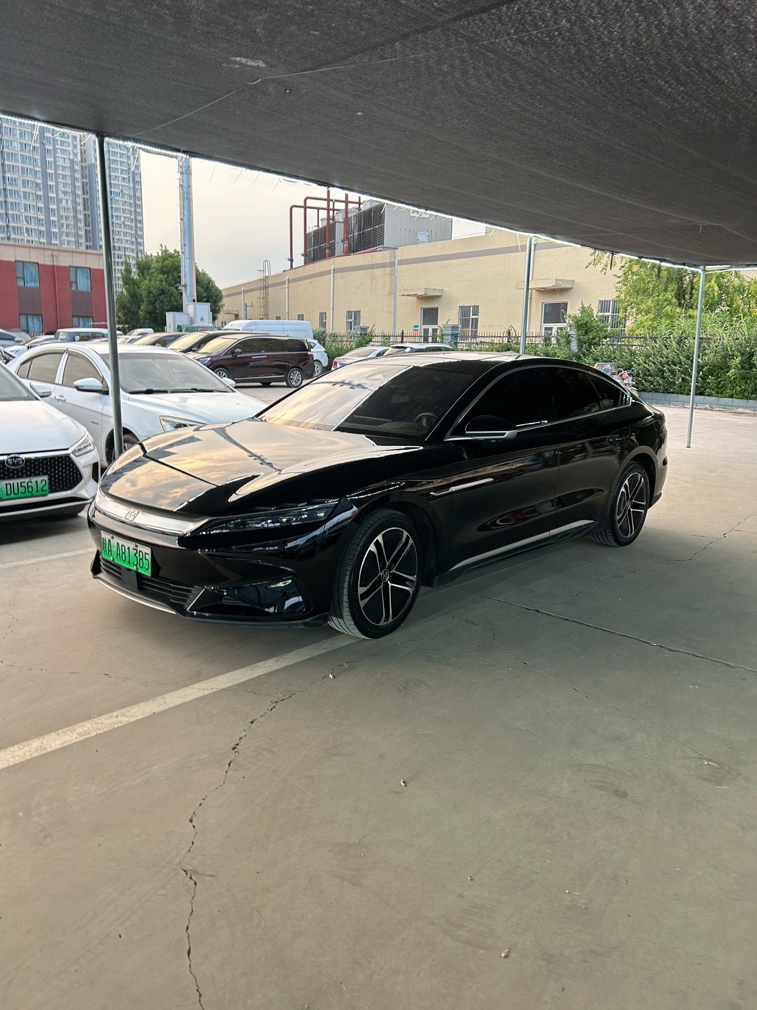 BYD Han 2023 BYD Han 2023 car image