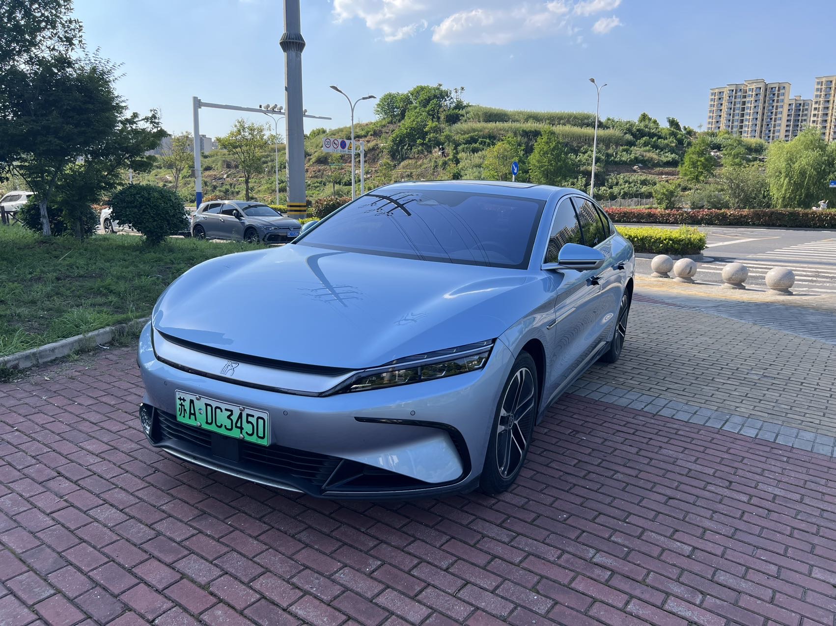 BYD Han 2023 car image 