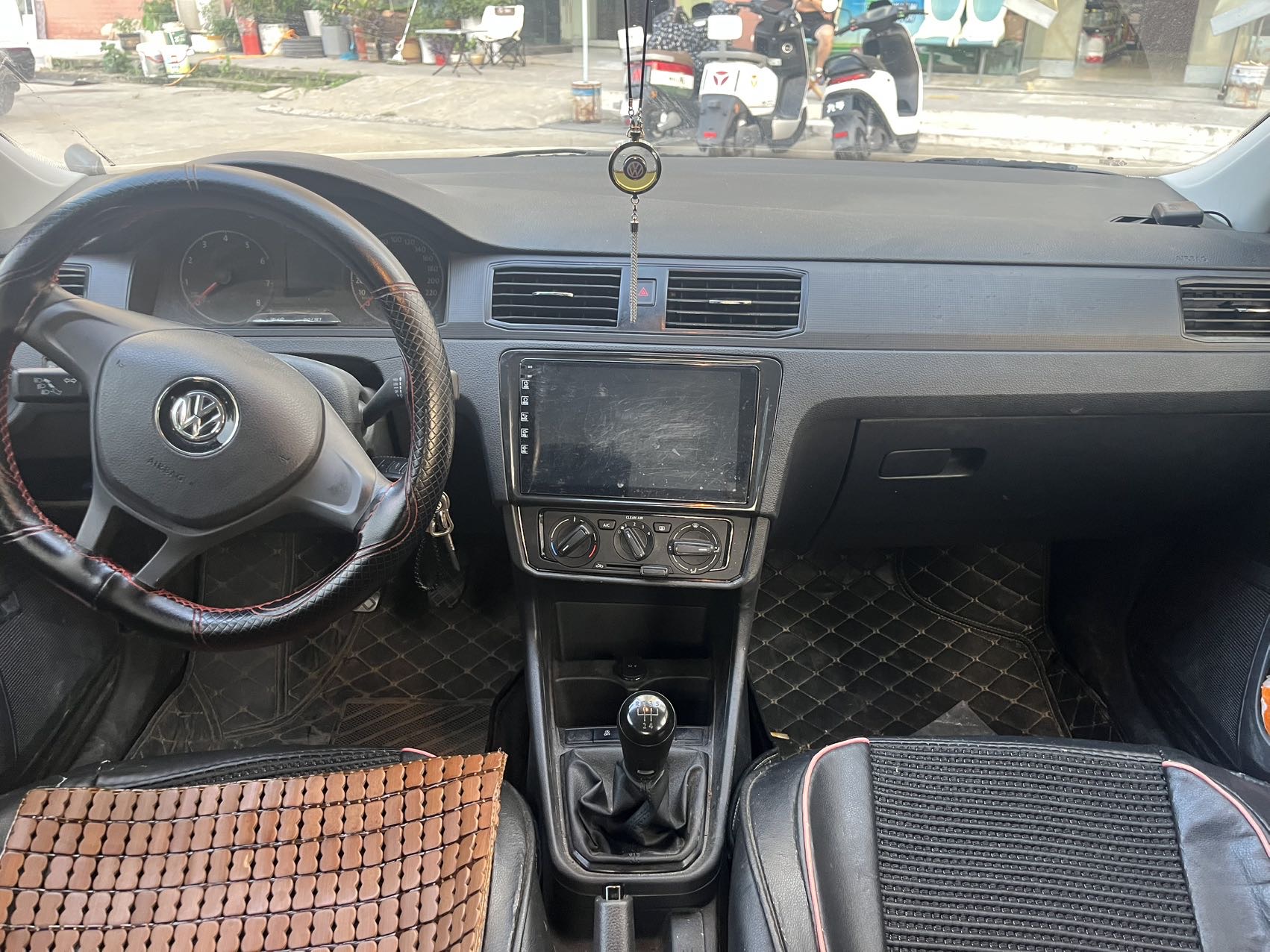 Volkswagen Santana 2023 immagine di auto #4