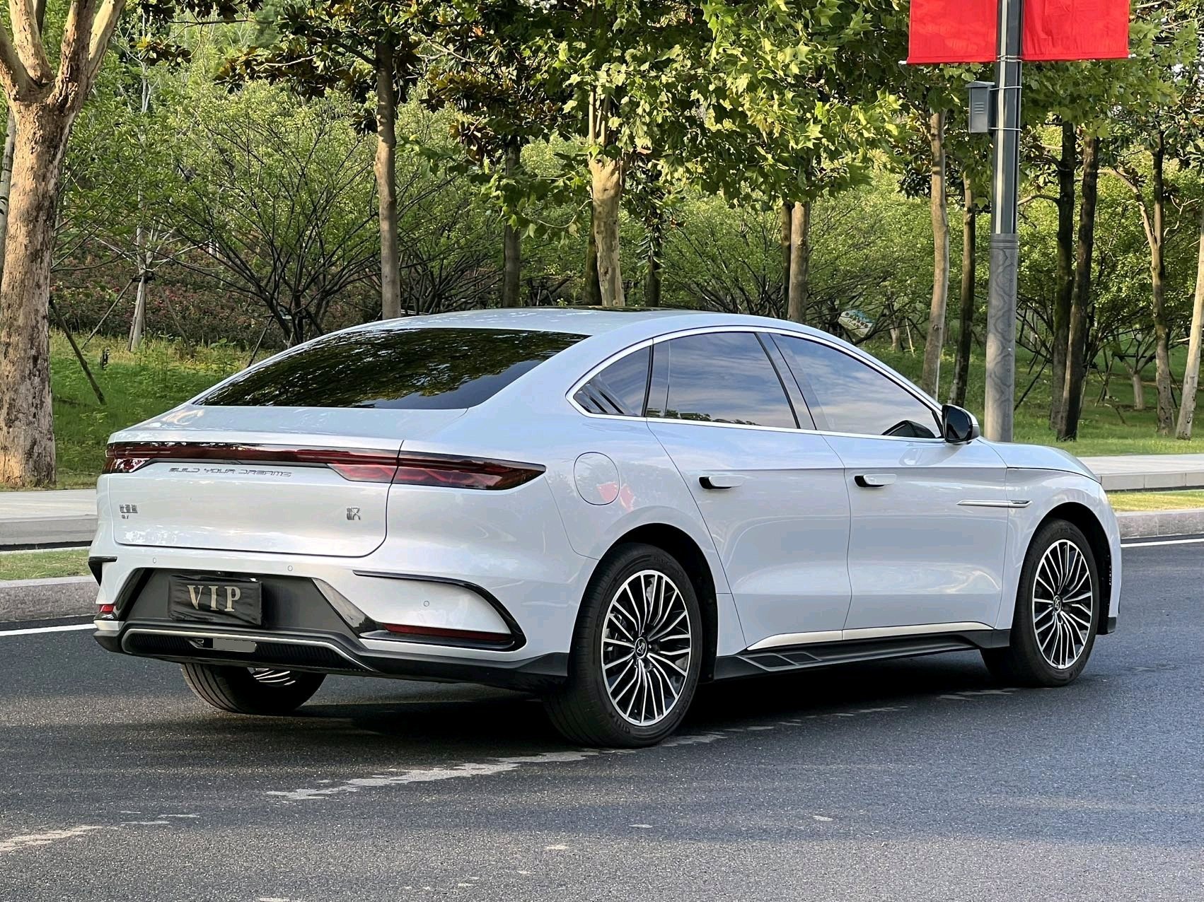 BYD Han 2024 #4 BYD Han 2024 immagine di auto #4