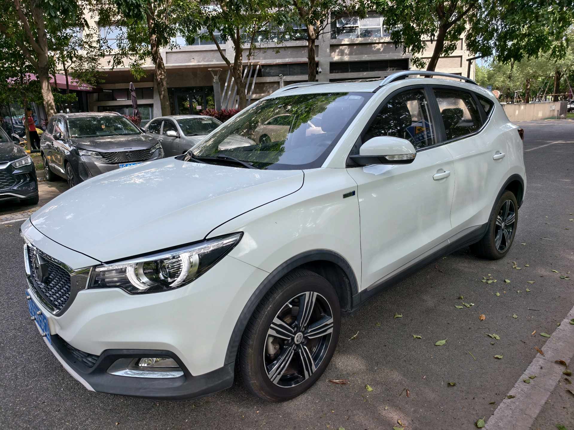 MG ZS 2018 MG ZS 2018 car image