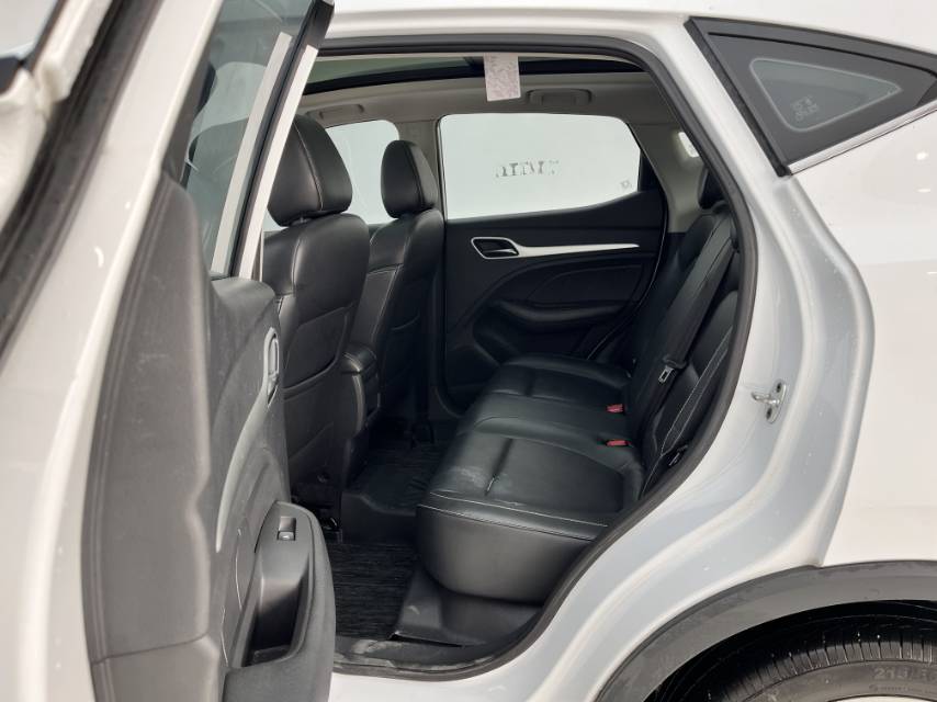 MG ZS 2017 car image #8