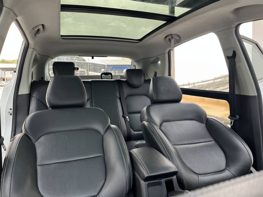 MG ZS 2017 car image #11