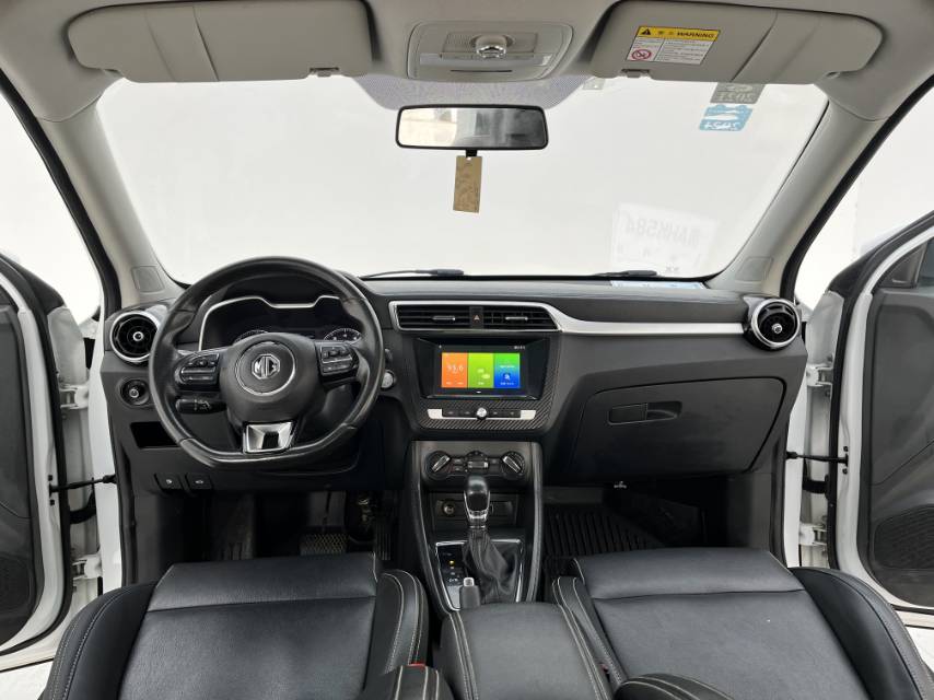 MG ZS 2017 car image #13