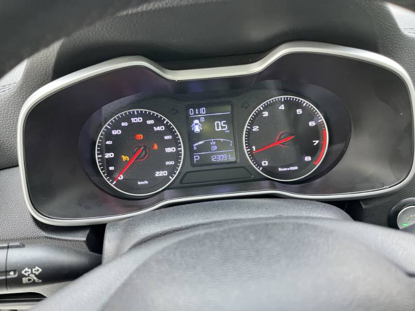 MG ZS 2017 car image #17