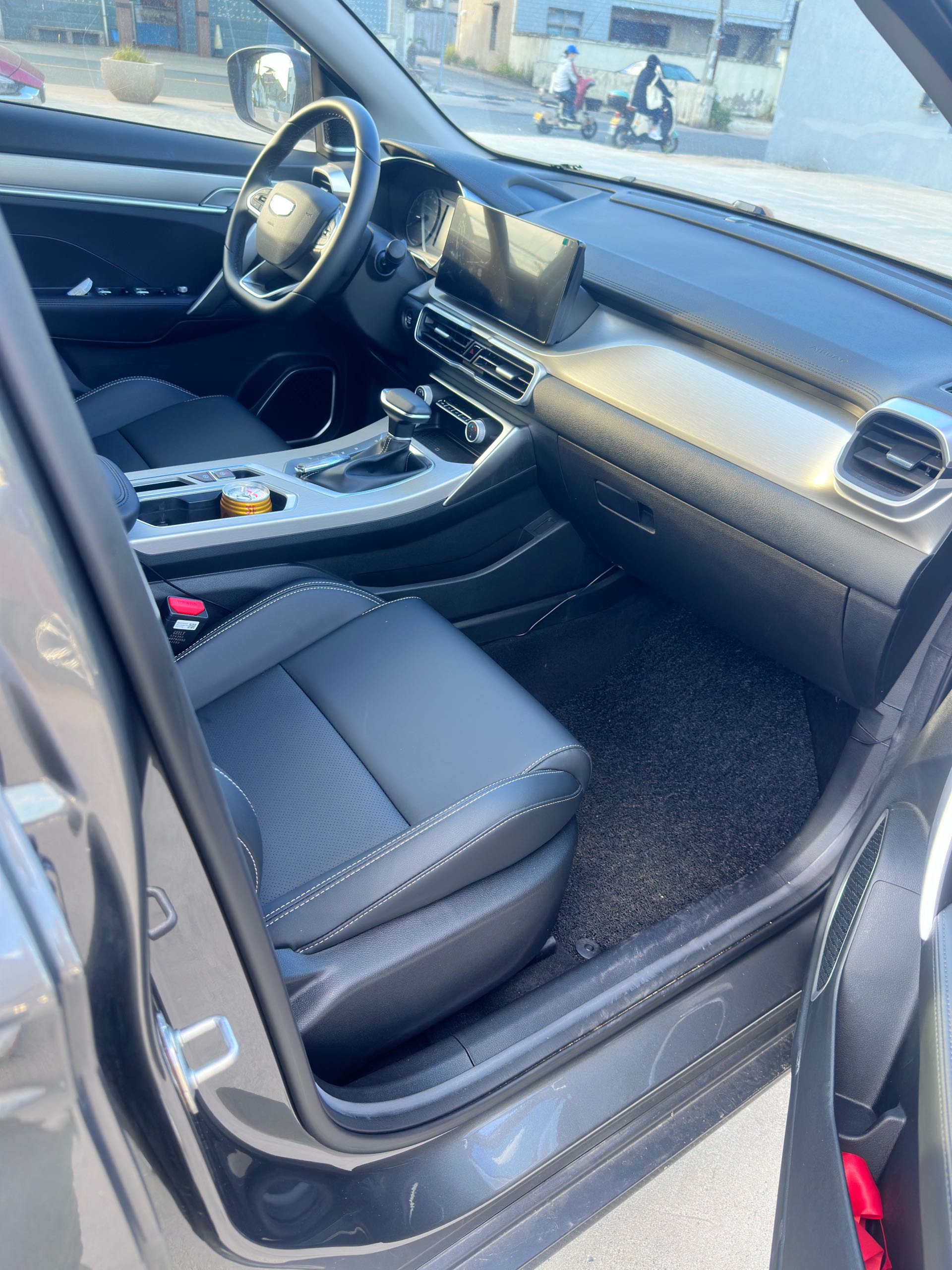 GEELY Coolray 2024 #3 GEELY Coolray 2024 immagine di auto #3