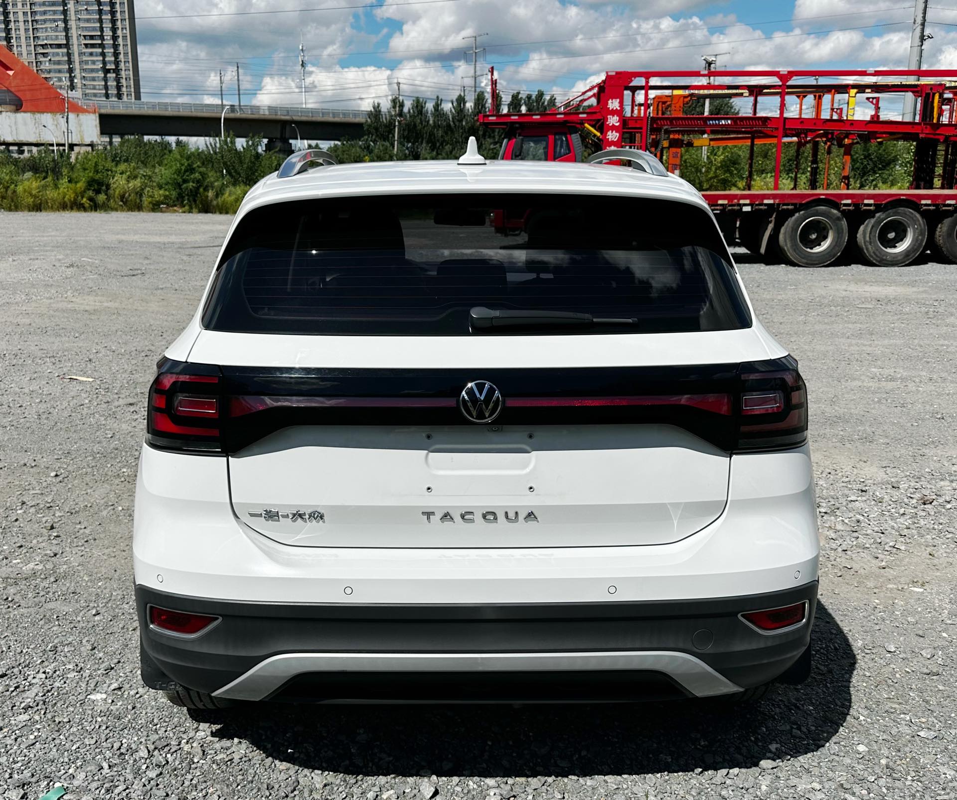 Volkswagen Tacqua 2022 #11 Volkswagen Tacqua 2022 car image #11