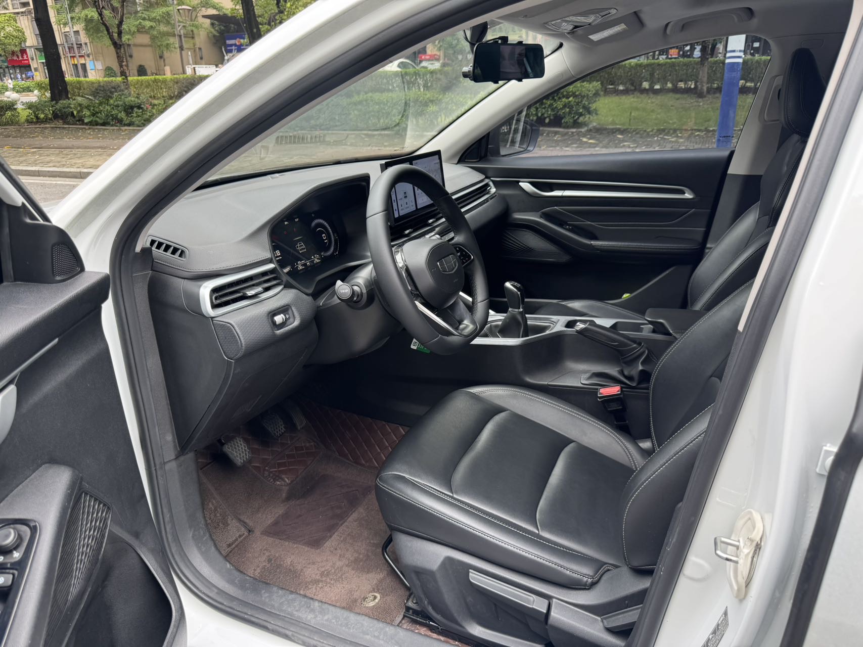 GEELY Emgrand 2024 #7 GEELY Emgrand 2024 car image #7