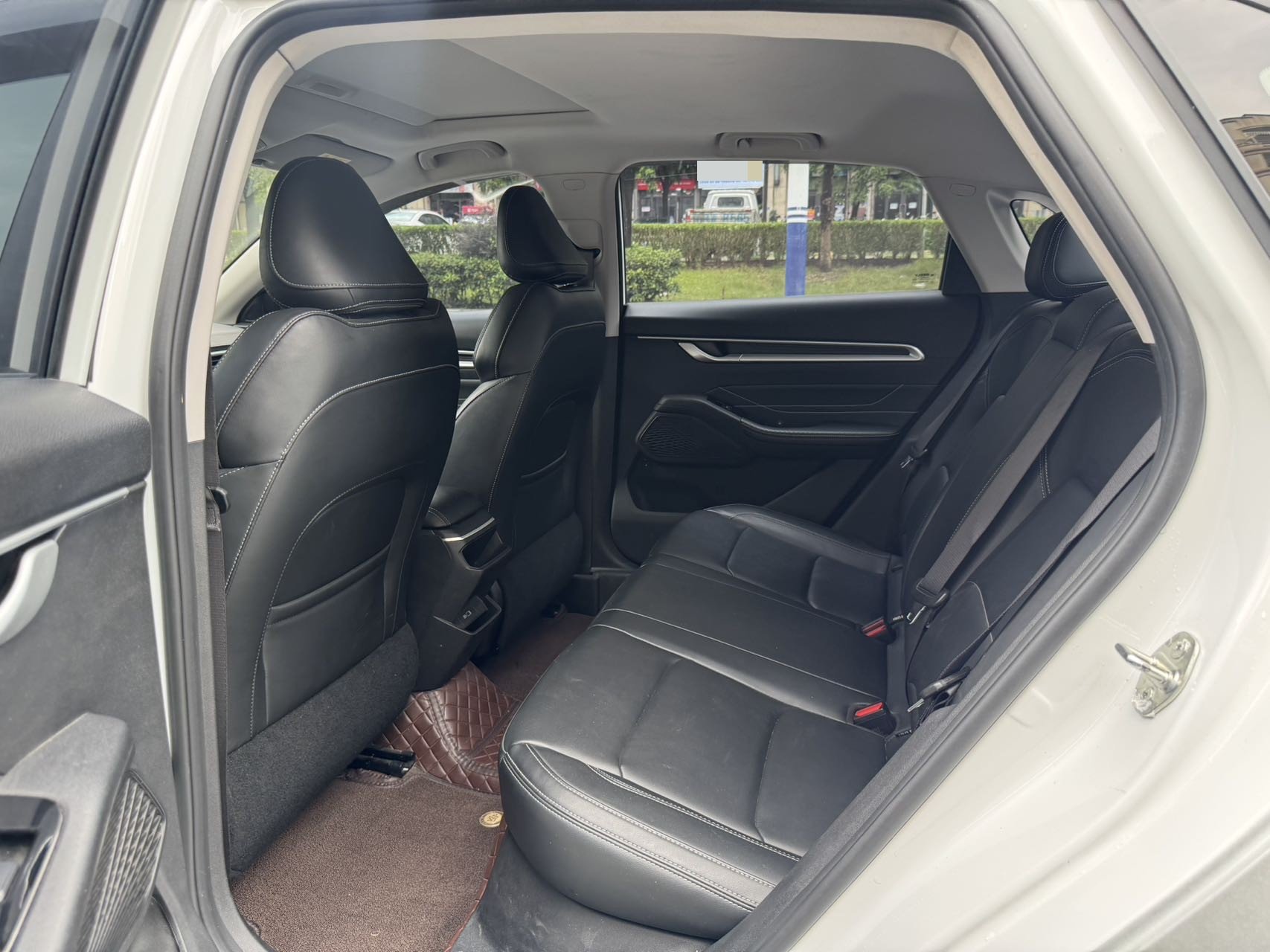 GEELY Emgrand 2024 #8 GEELY Emgrand 2024 car image #8