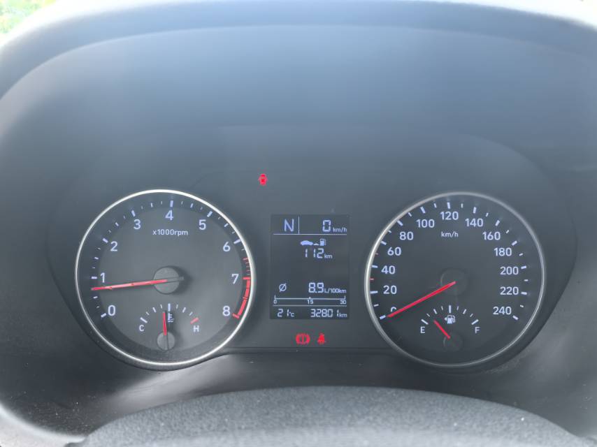 Hyundai Elantra HD 2023 car image #9