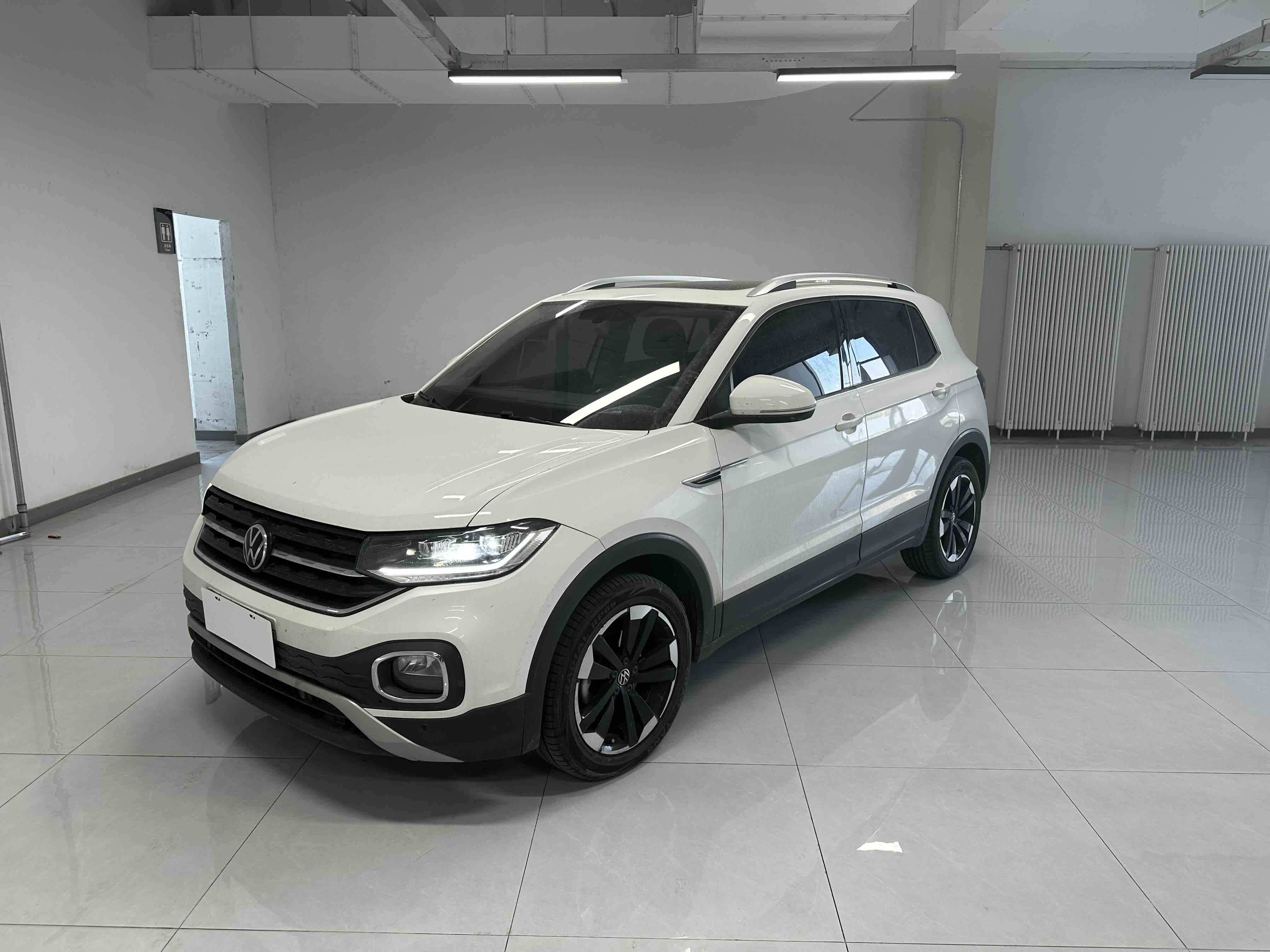 Volkswagen Tacqua 2021 Volkswagen Tacqua 2021 car image