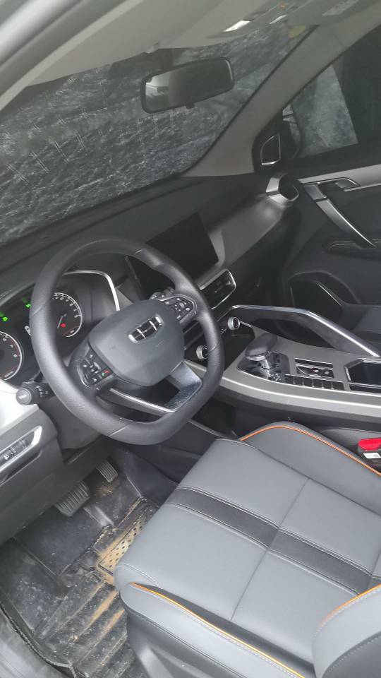 GEELY Coolray 2024 car image #4