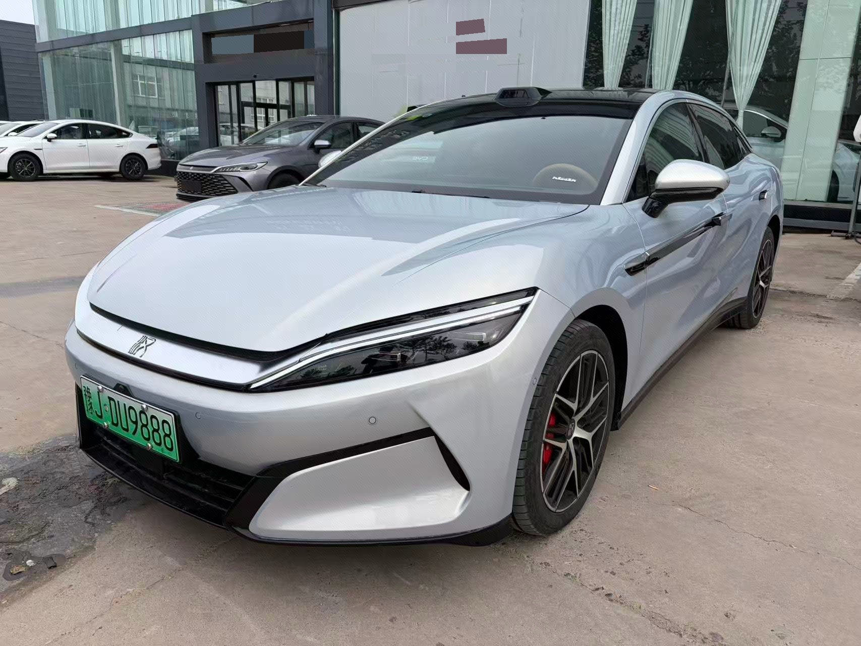 BYD HanL 2025 BYD HanL 2025 car image