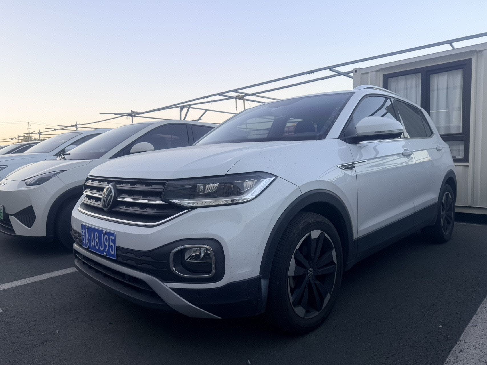 Volkswagen Tacqua 2023 car image 