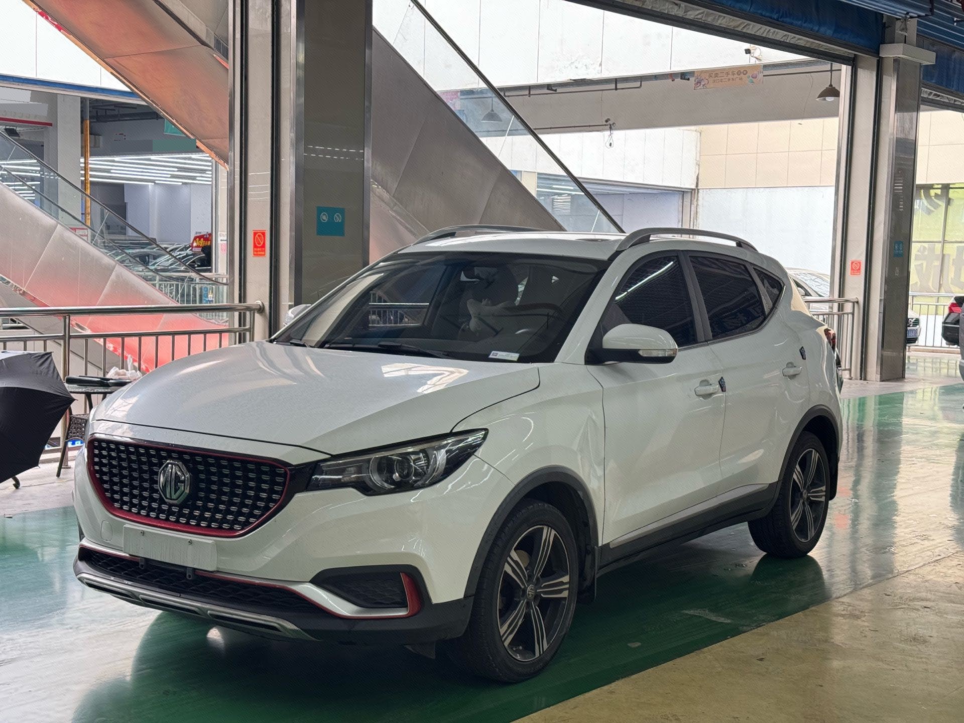MG ZS 2018 MG ZS 2018 car image