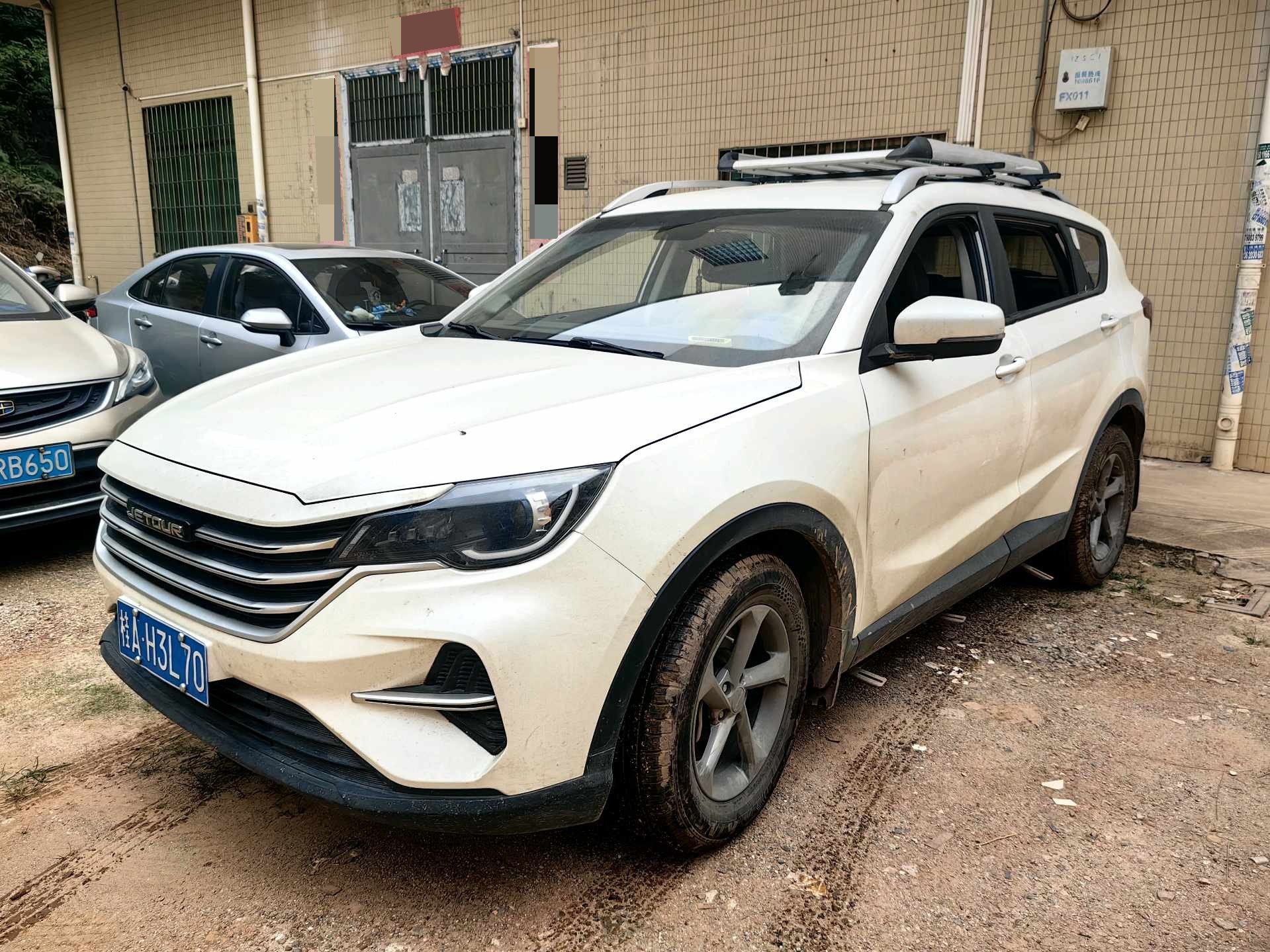 Jetour X70M 2020 Jetour X70M 2020 car image