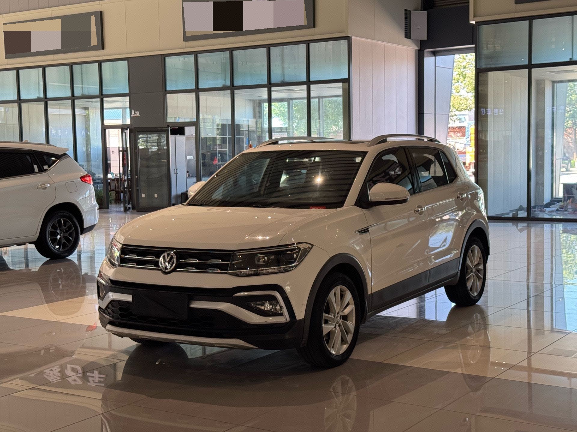 Volkswagen T-Cross 2020 Volkswagen T-Cross 2020 car image