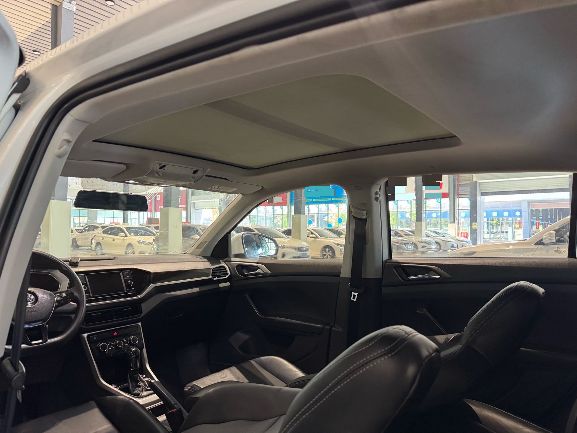 Volkswagen T-Cross 2020 #4 Volkswagen T-Cross 2020 car image #4