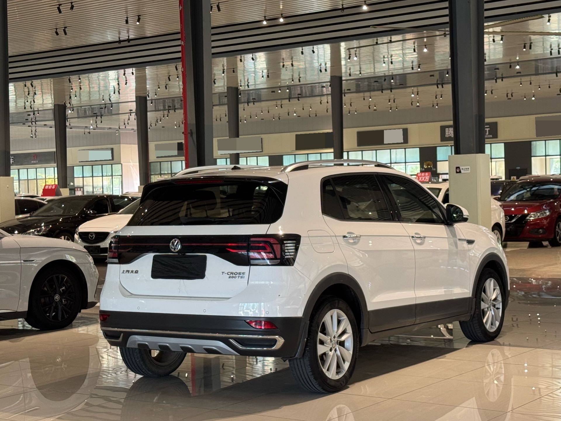 Volkswagen T-Cross 2020 #6 Volkswagen T-Cross 2020 car image #6