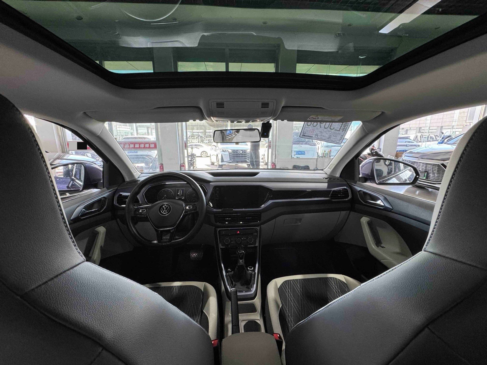 Volkswagen T-Cross 2021 #11 Volkswagen T-Cross 2021 صورة سيارة #11