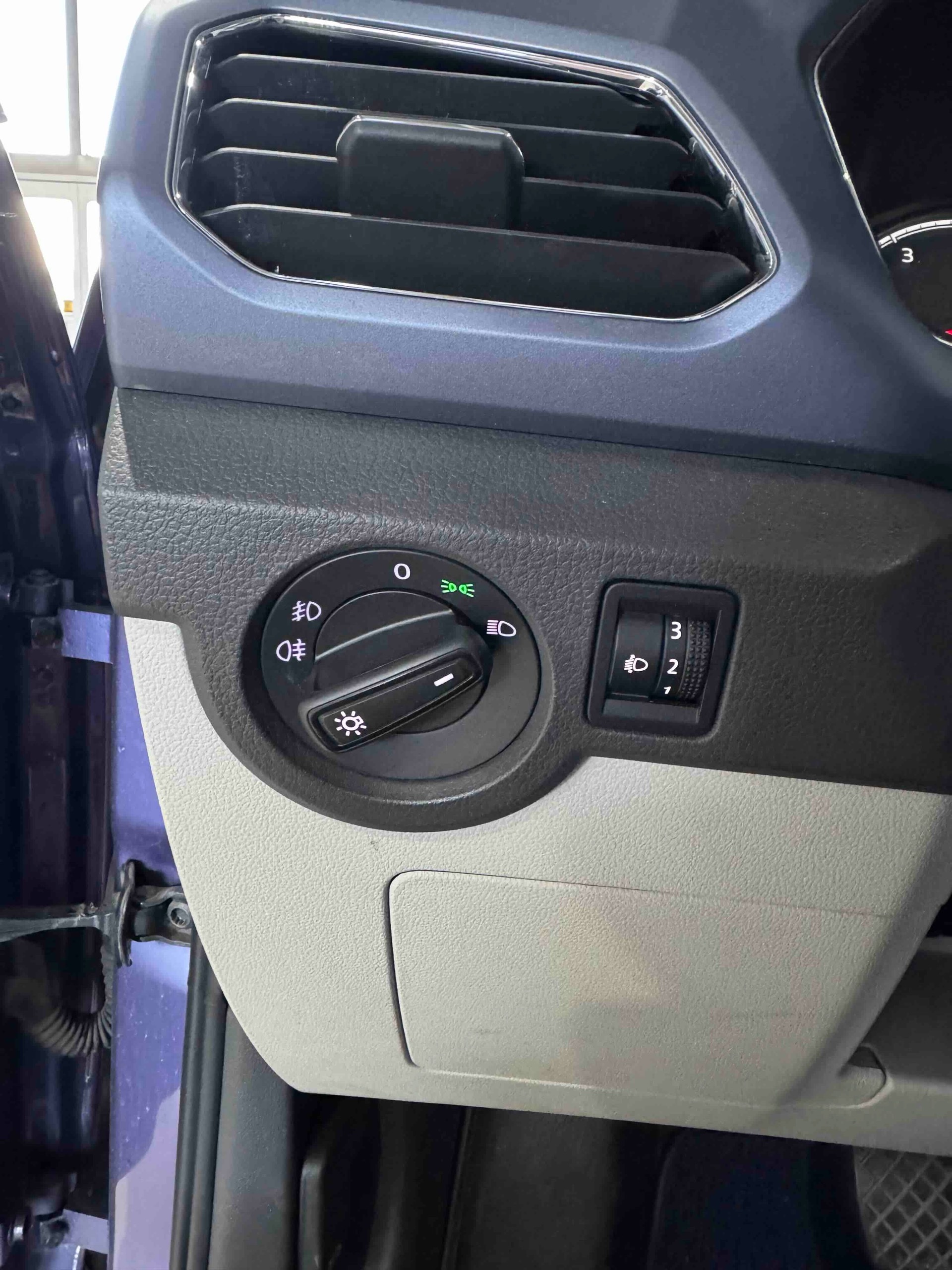 Volkswagen T-Cross 2021 #14 Volkswagen T-Cross 2021 صورة سيارة #14
