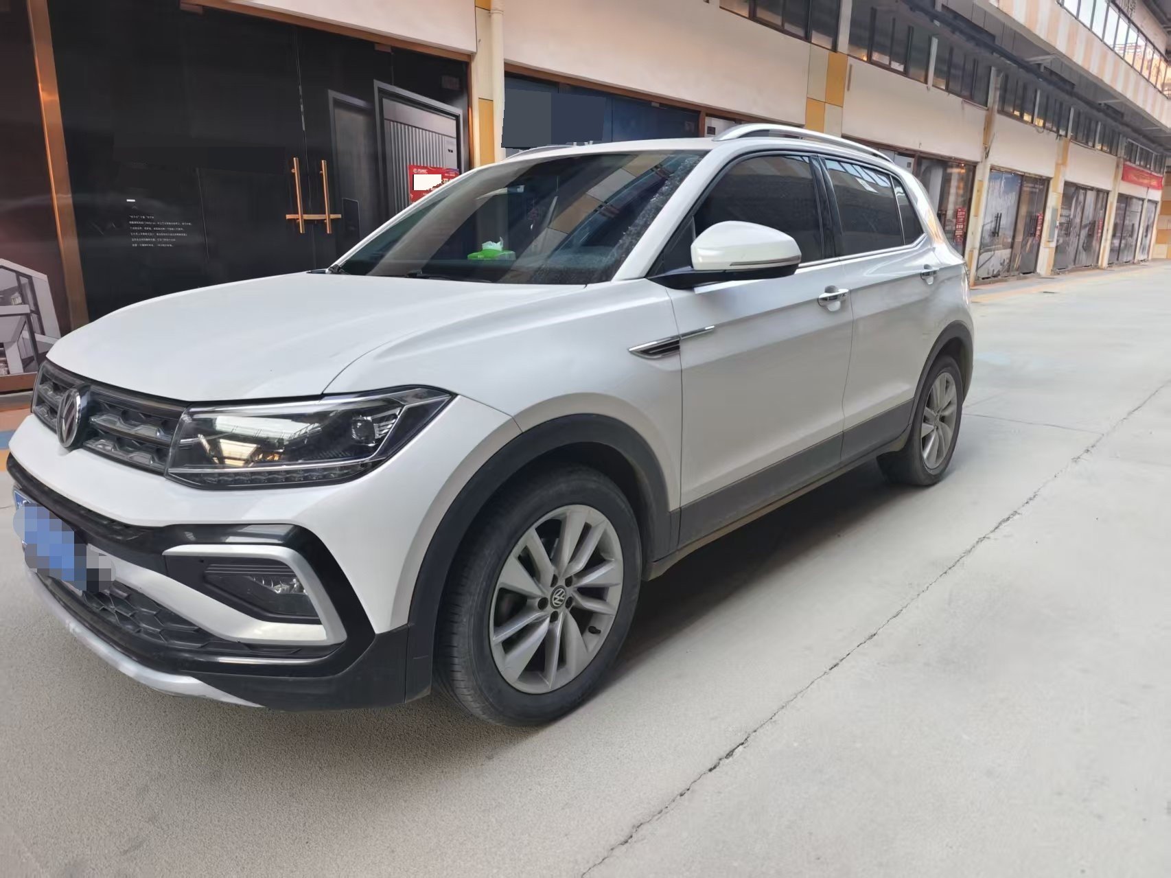 Volkswagen T-Cross 2020 Volkswagen T-Cross 2020 car image