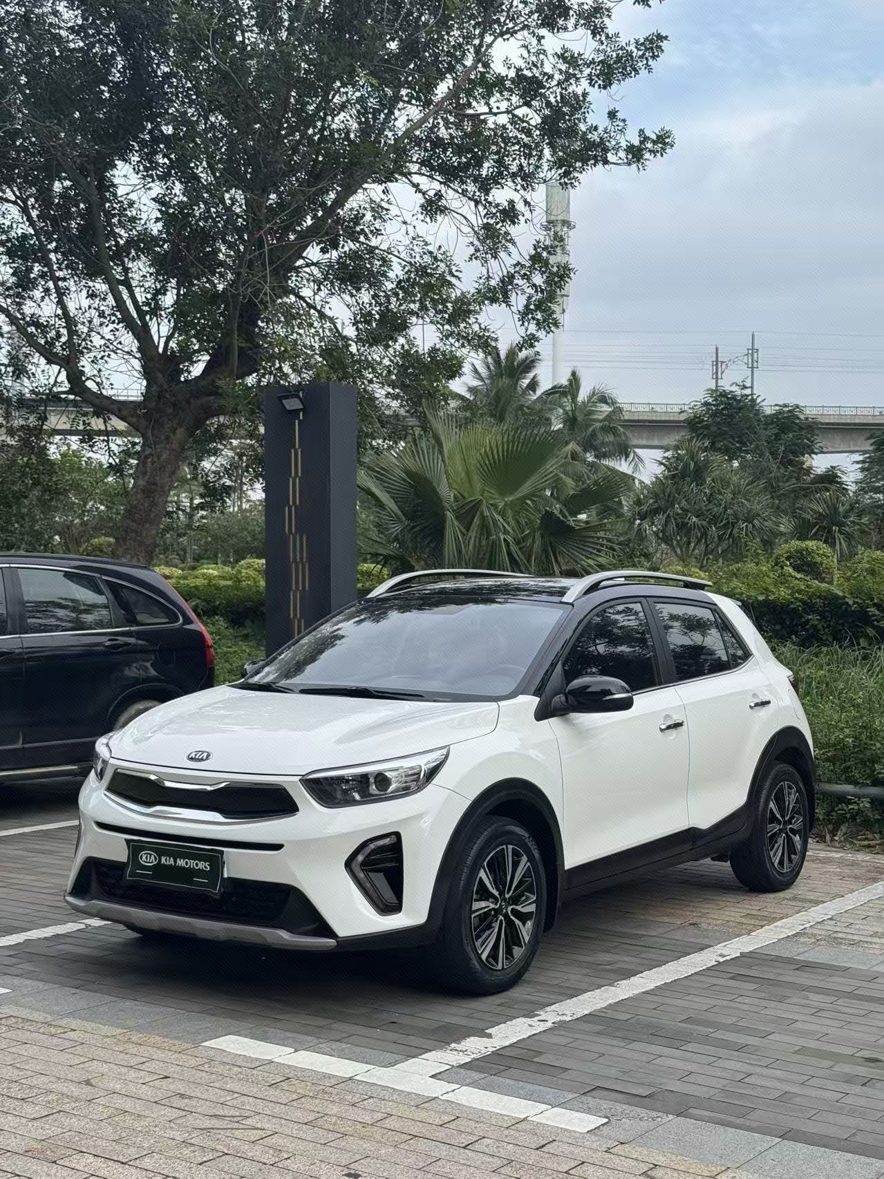 Kia KX1 2021 car image 