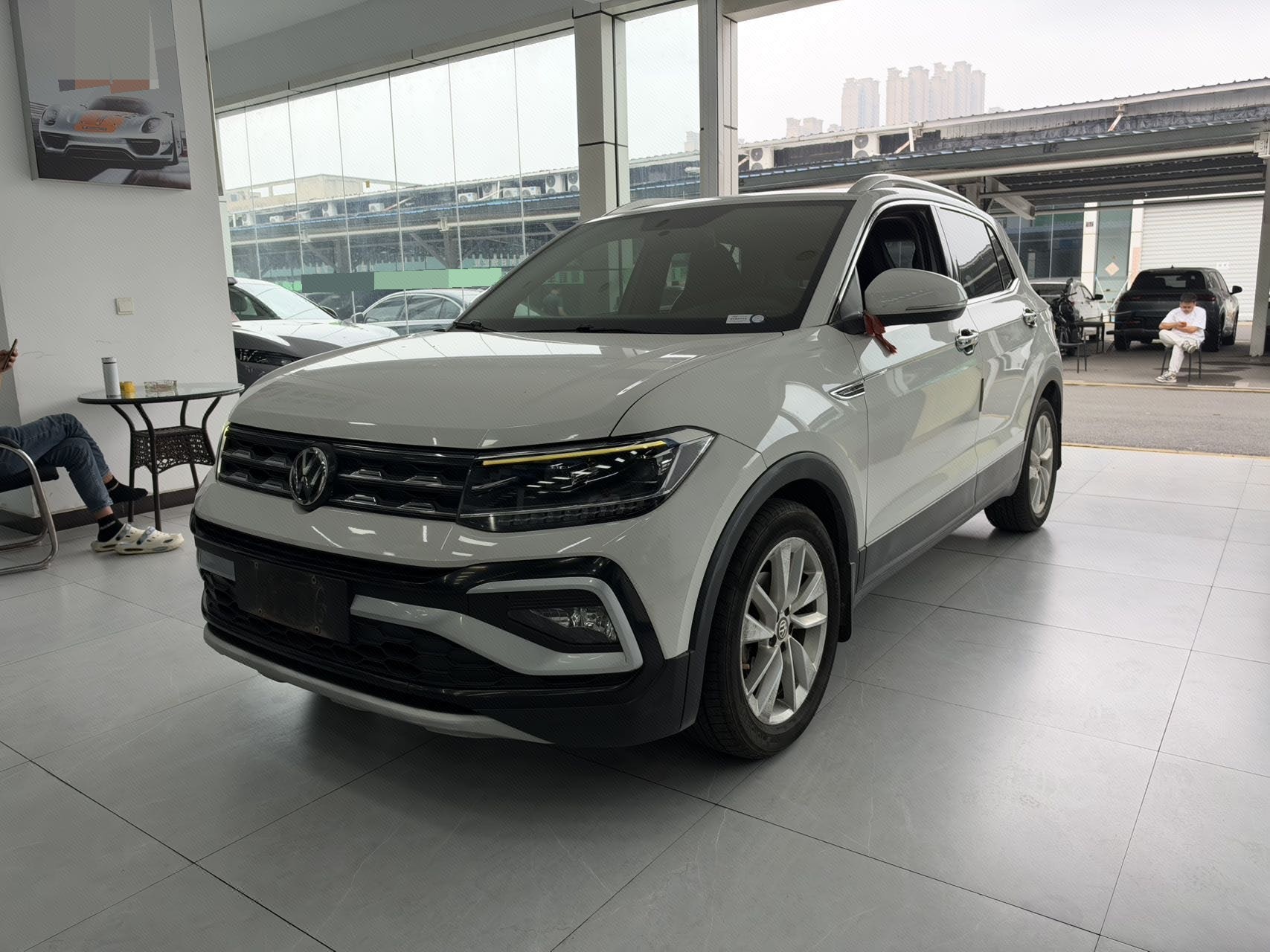 Volkswagen T-Cross 2019 Volkswagen T-Cross 2019 car image