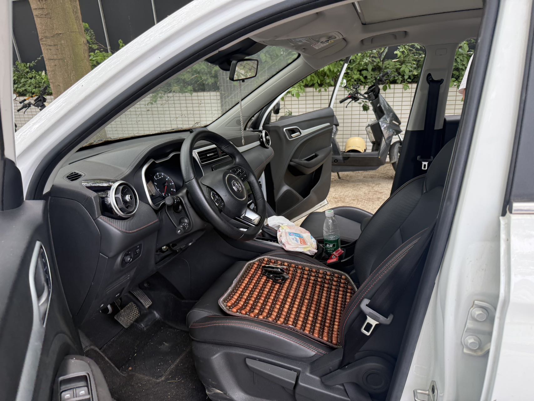 MG ZS 2023 car image #5