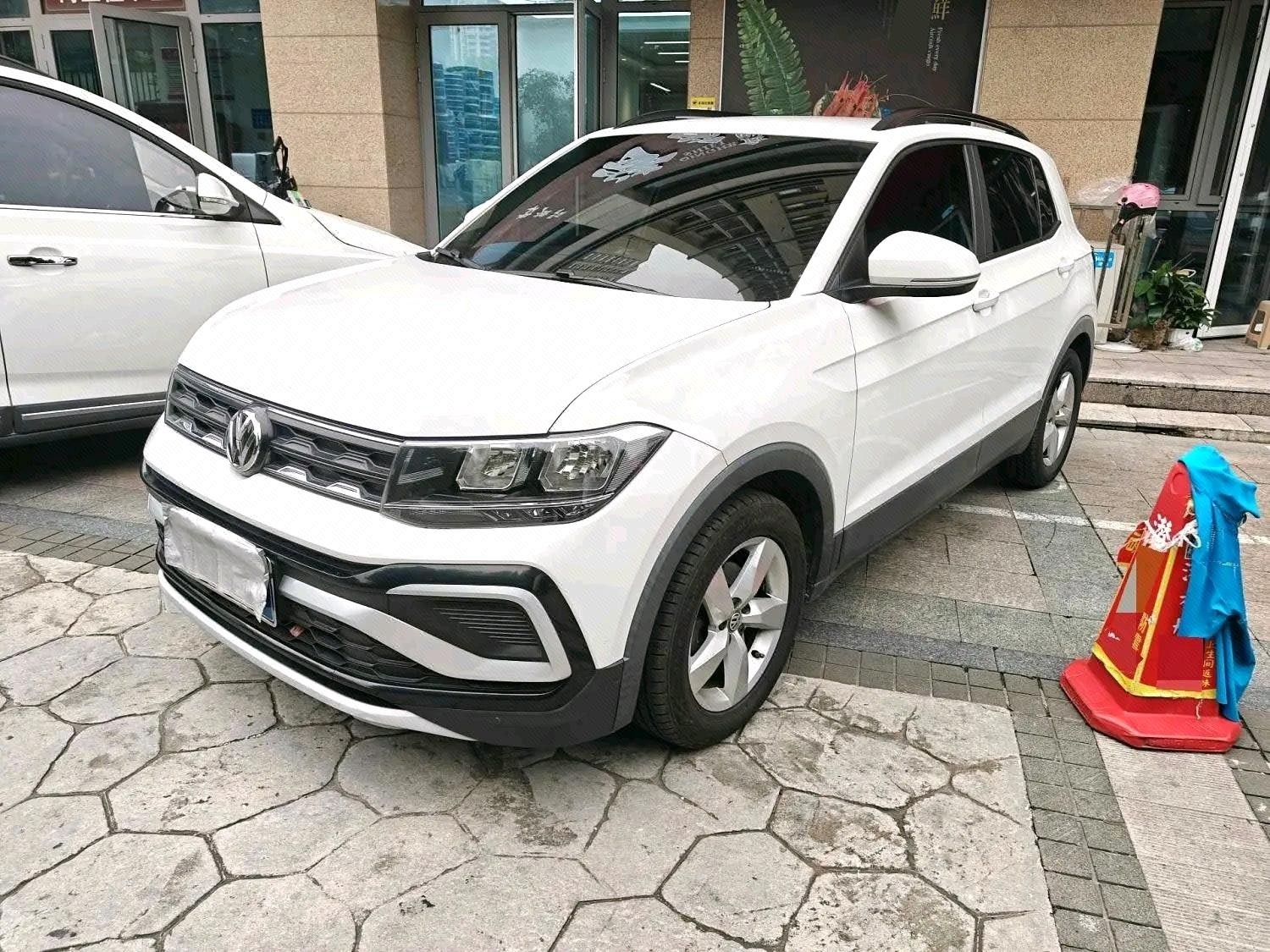 Volkswagen T-Cross 2019 Volkswagen T-Cross 2019 car image