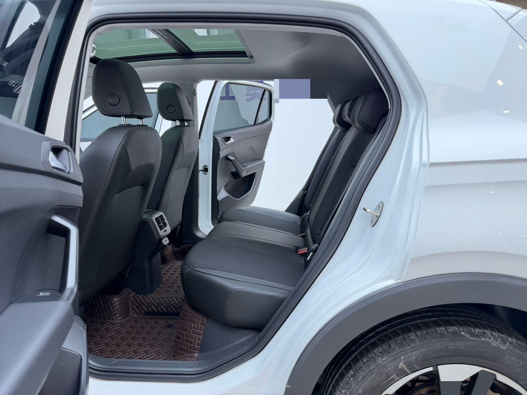 Volkswagen Tacqua 2022 #10 Volkswagen Tacqua 2022 изображение автомобиля #10