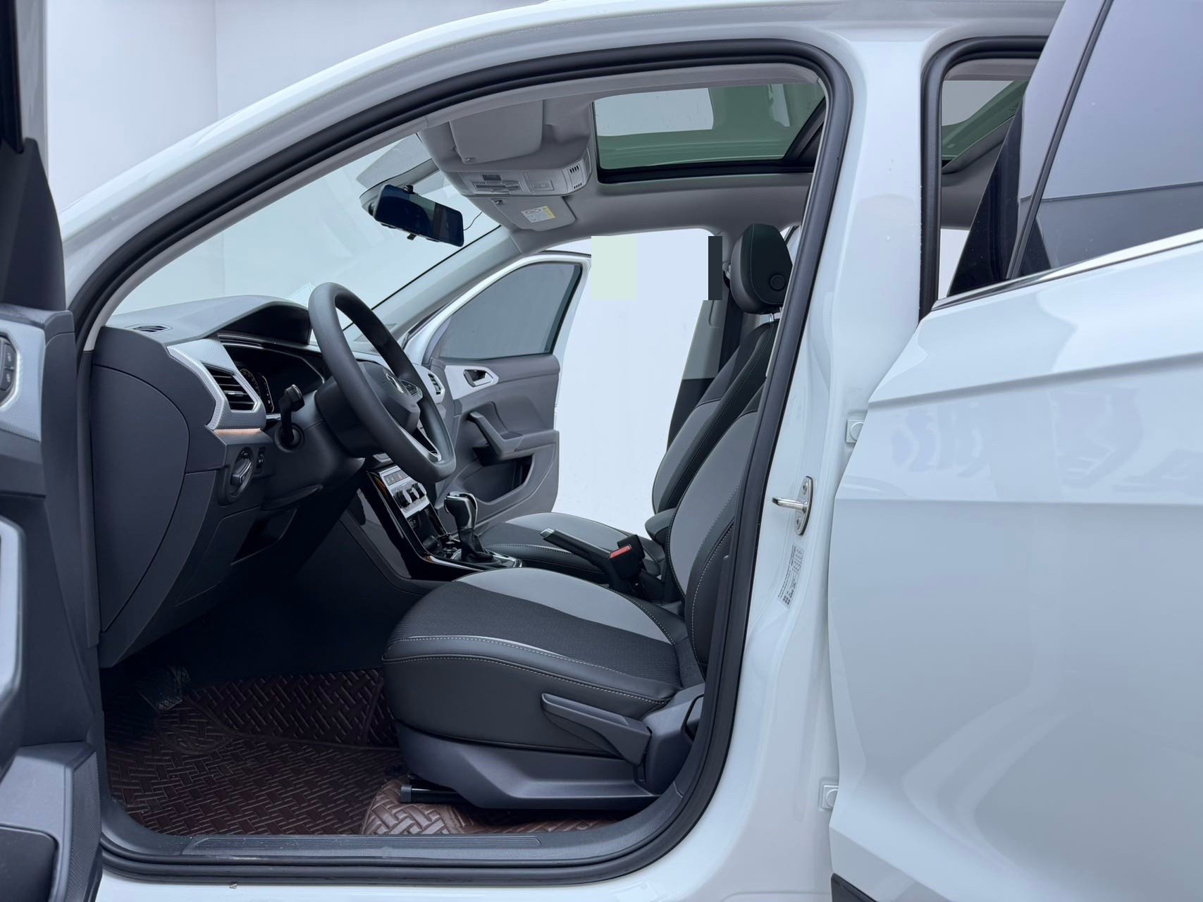 Volkswagen Tacqua 2022 #5 Volkswagen Tacqua 2022 изображение автомобиля #5