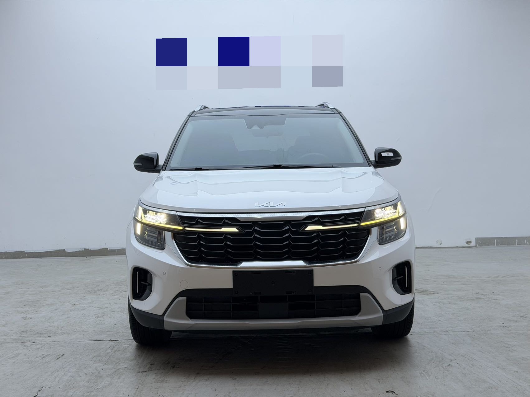 Kia Seltos 2023 #2 Kia Seltos 2023 car image #2