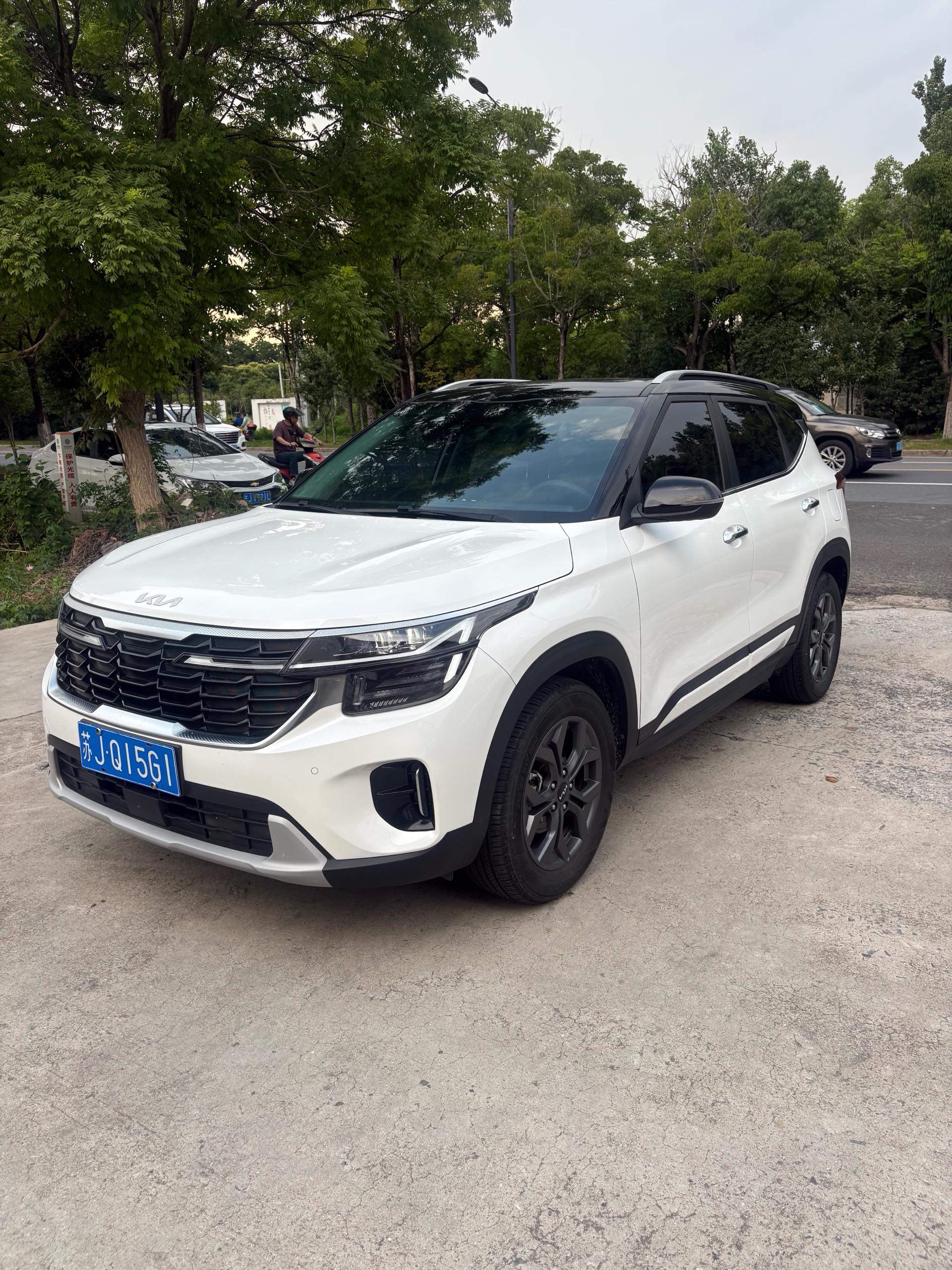 Kia Seltos 2023 Kia Seltos 2023 car image