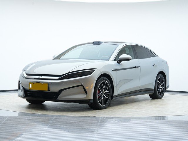 BYD HanL 2025 BYD HanL 2025 car image
