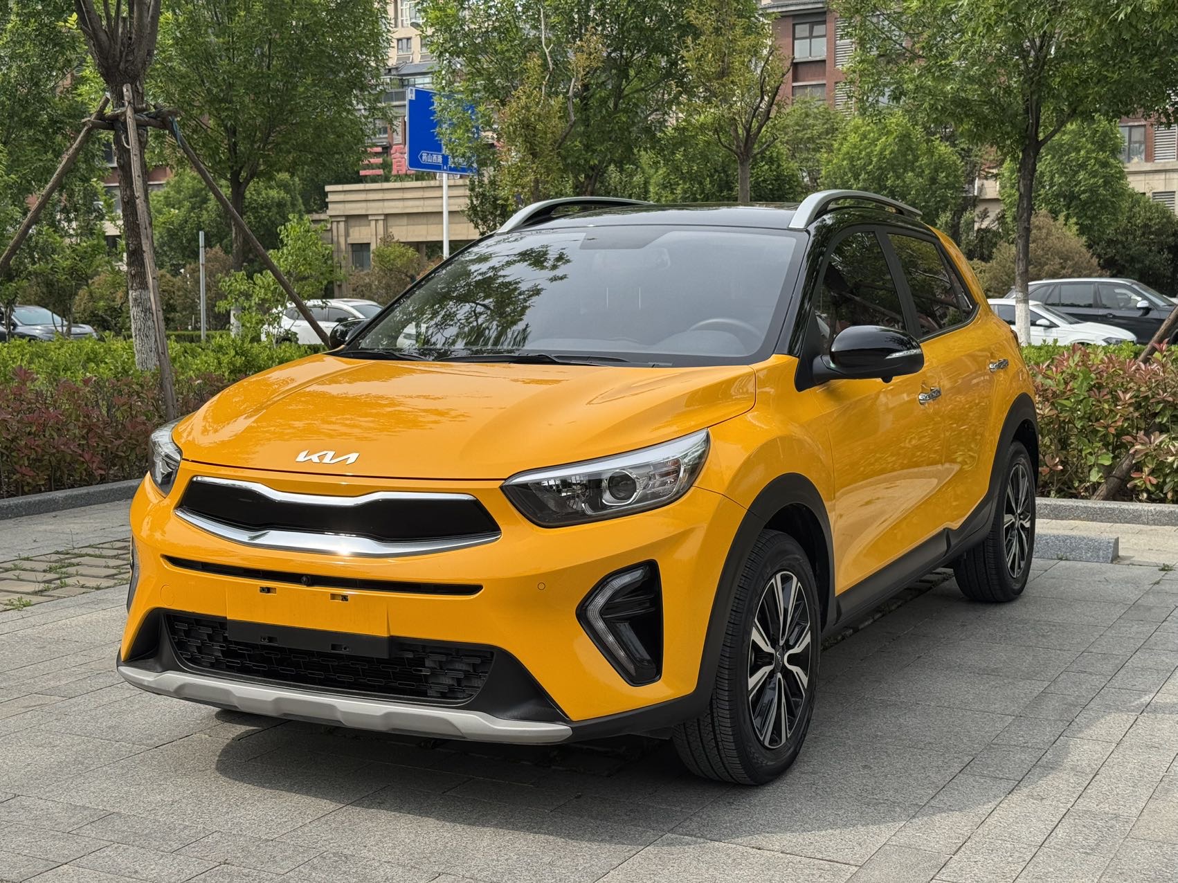 Kia KX1 2022 car image 